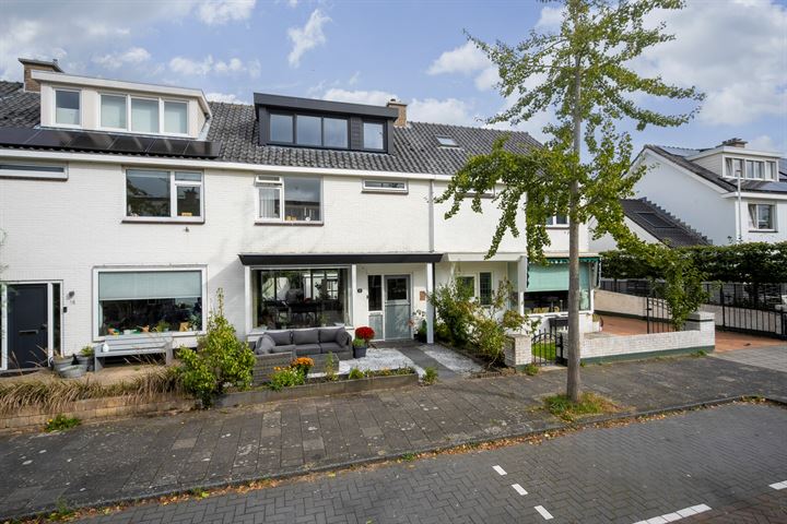 View photo 32 of Holbeekstraat 16