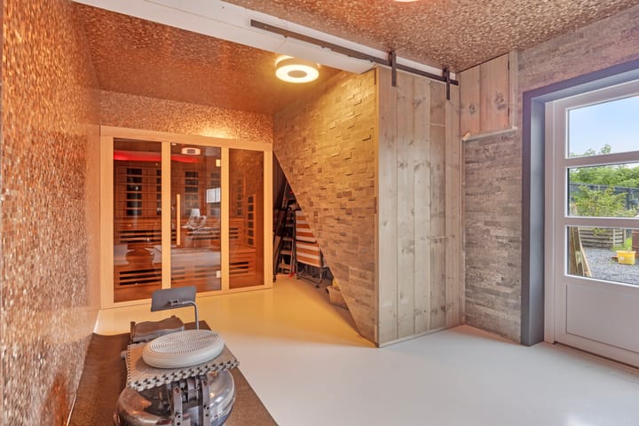 Photo 30 of Dwarsweg 2