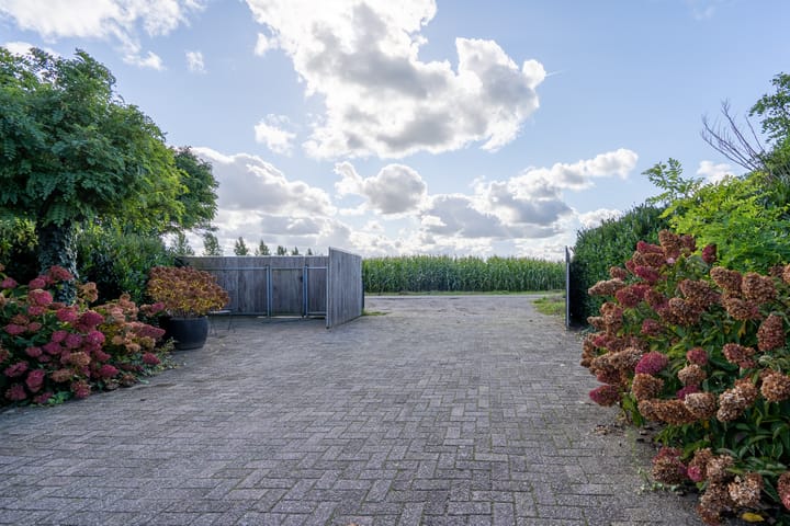 Photo 45 of Dwarsweg 2