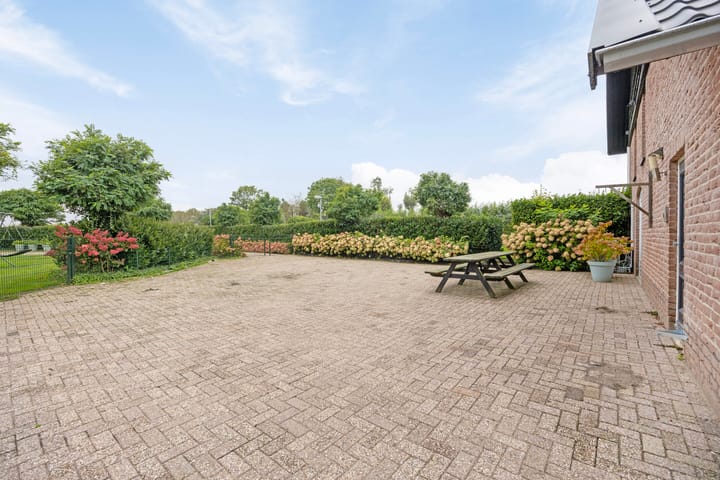 Photo 50 of Dwarsweg 2