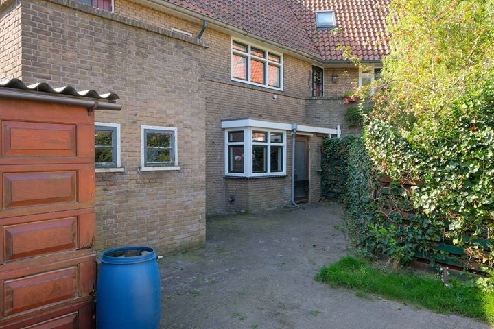 View photo 26 of Gijsbert Karel van Hogendorpstraat 11