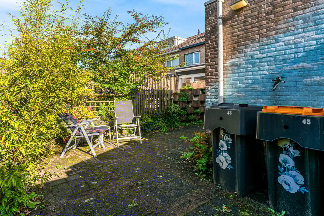 Foto 38 van van Wijngaardenplein 43