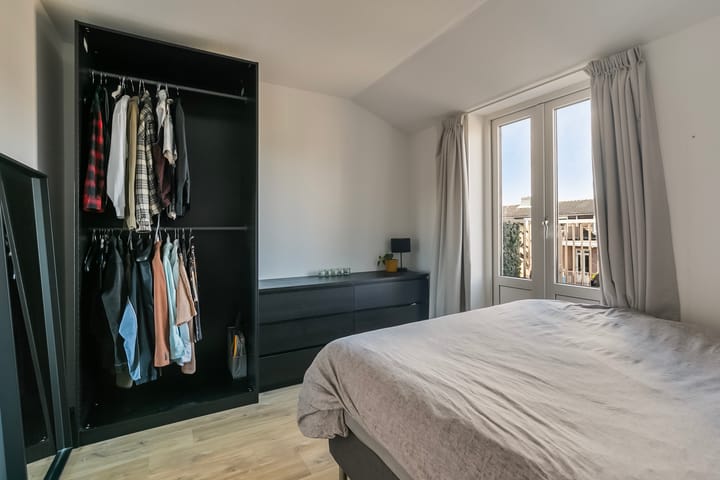 Foto 17 van Jan den Haenstraat 25-2