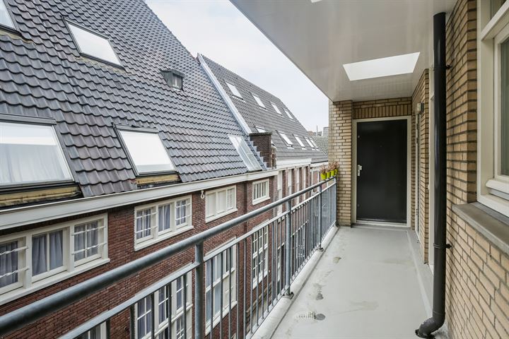 Bekijk foto 3 van Pieter Jacobszstraat 10-F