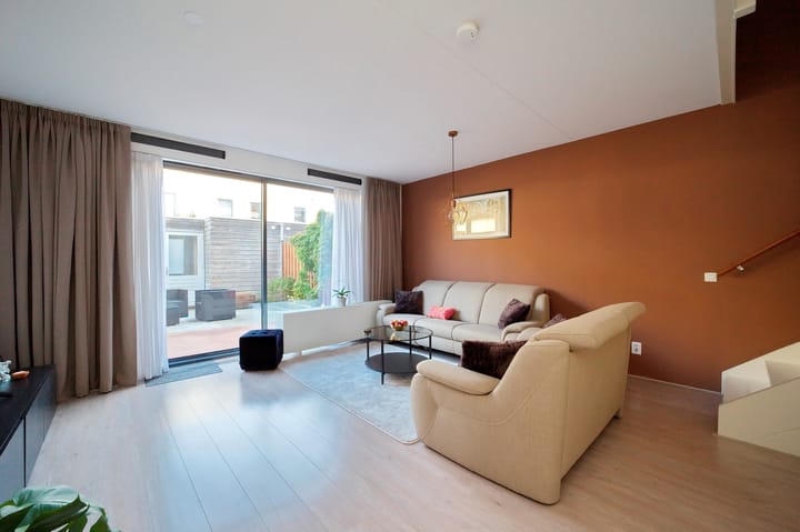 Foto 16 van Glenn Millerstraat 86