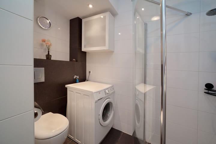 Foto 28 van Glenn Millerstraat 86