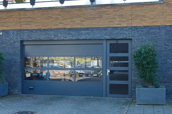 Foto 30 van Glenn Millerstraat 86