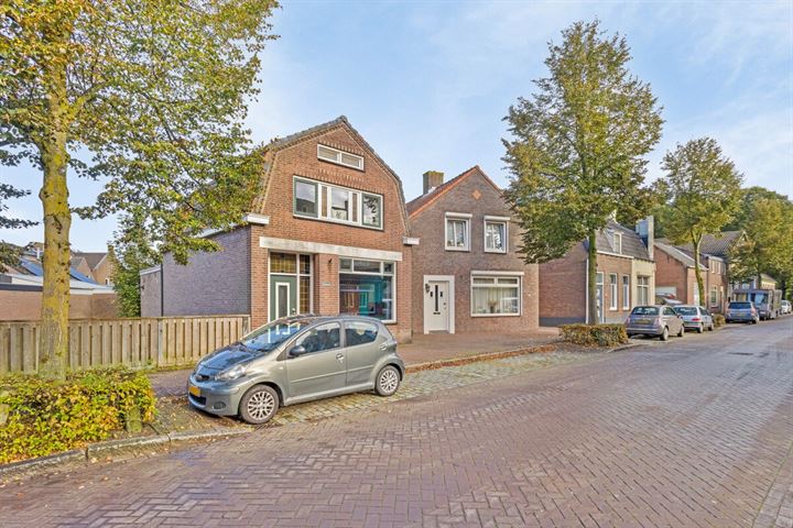 Bekijk foto 44 van Abdis van Thornstraat 26