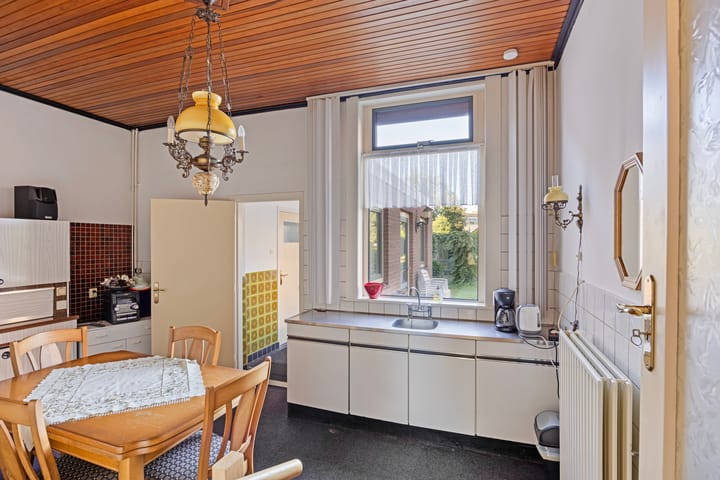 Foto 19 van Mgr. Zwijsenplein 24