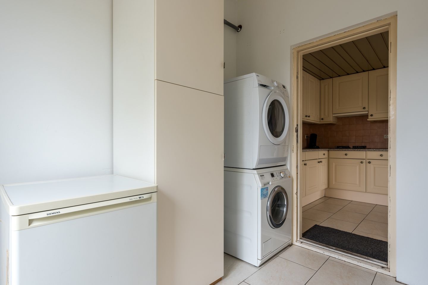 Photo 20 of P. van Schravendijkstraat 39