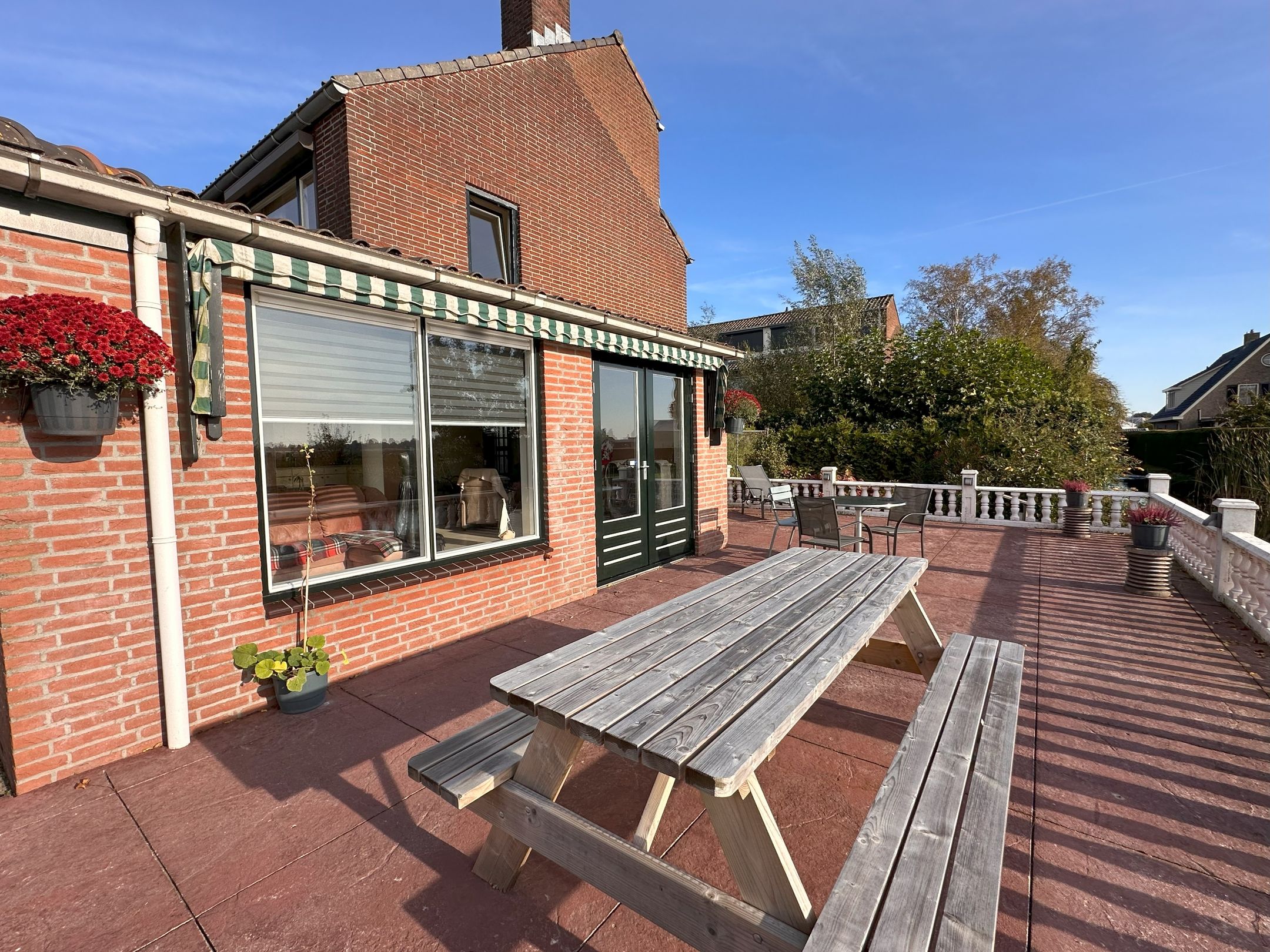 Photo 42 of P. van Schravendijkstraat 39