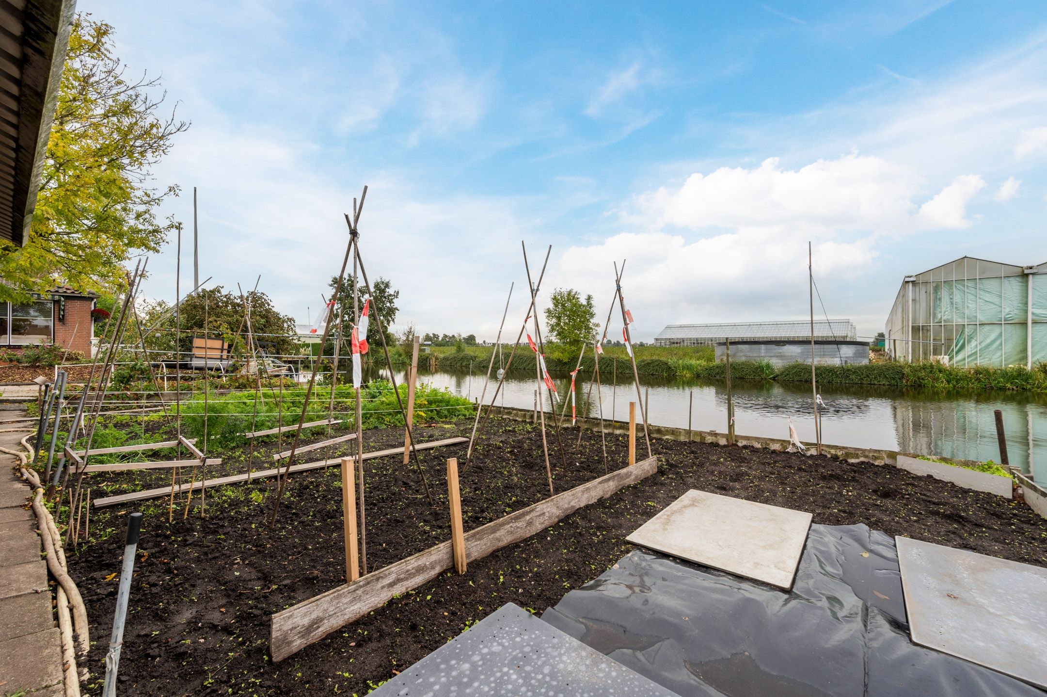 Photo 48 of P. van Schravendijkstraat 39