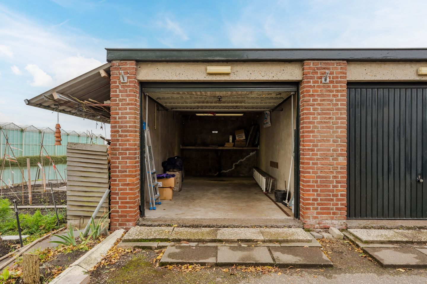 Photo 49 of P. van Schravendijkstraat 39