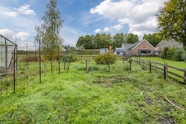 View photo 39 of Den Hulst 25