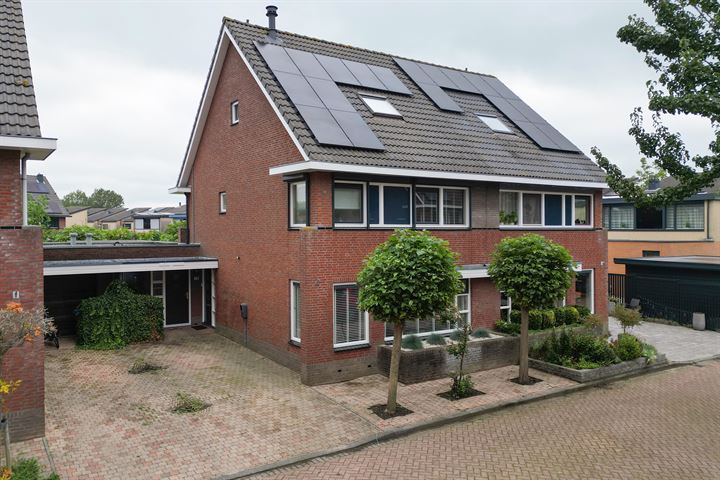 View photo 1 of Sonatestraat 13