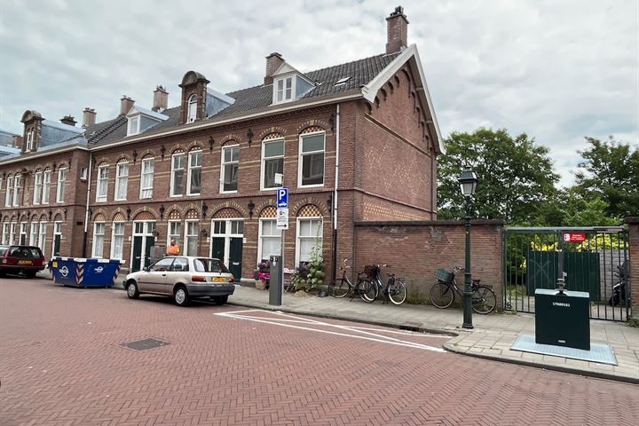 View photo 8 of Atjehstraat 77