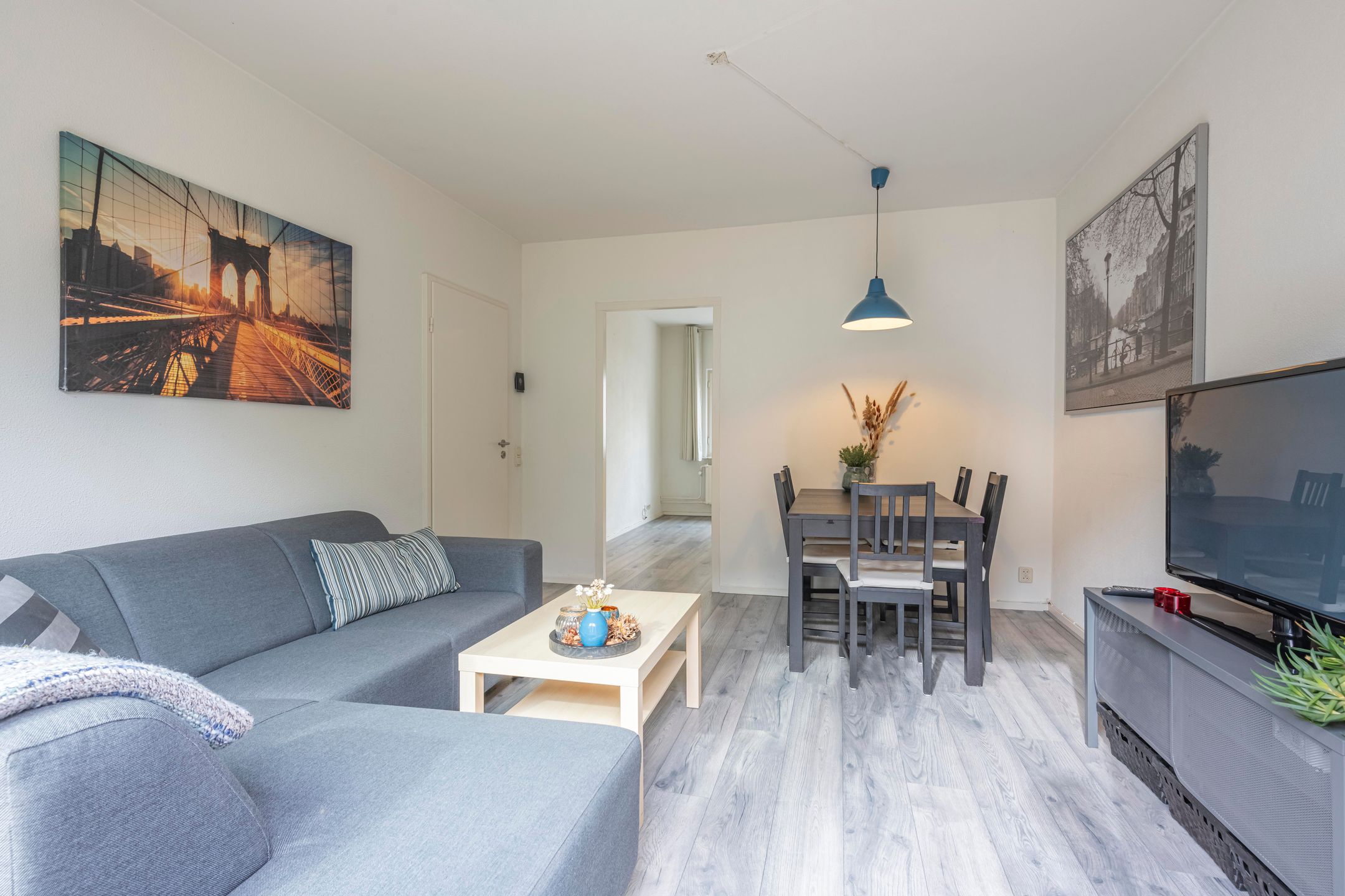 Foto 6 van Raadhuisplein 13-A