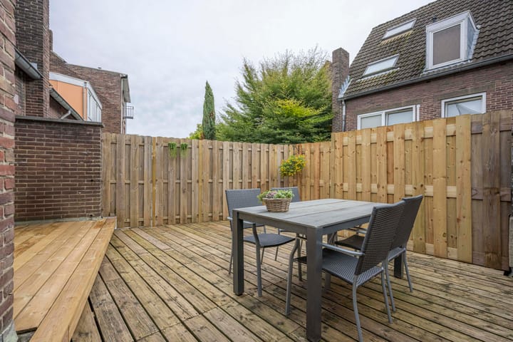 Foto 15 van Raadhuisplein 13-A