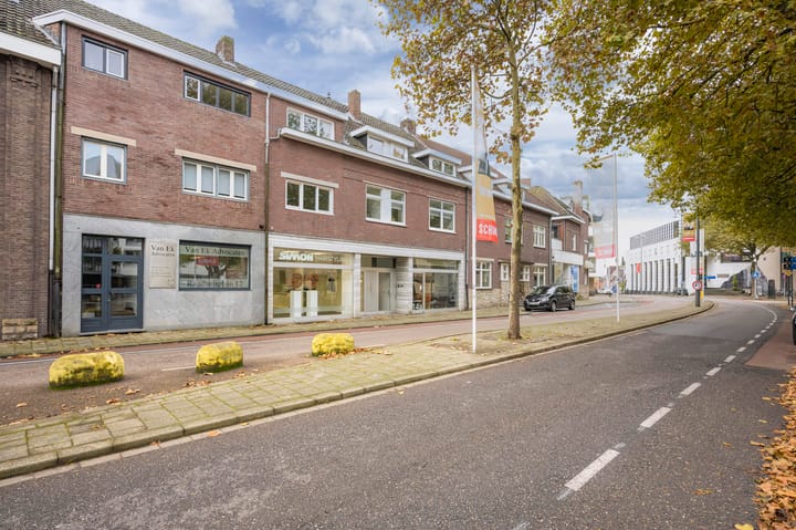 Foto 26 van Raadhuisplein 13-A