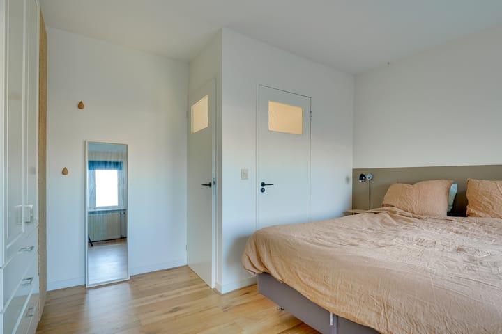 Foto 24 van Herman Modedstraat 8