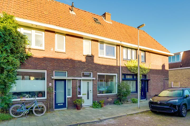 Foto 45 van Herman Modedstraat 8