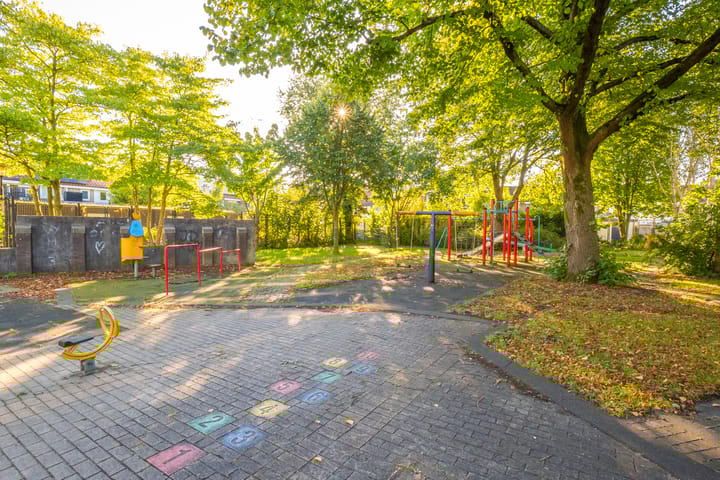 Foto 51 van Herman Modedstraat 8