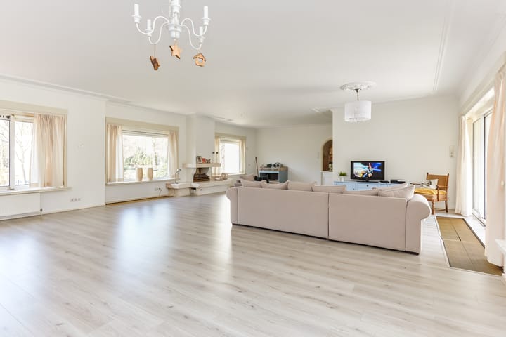 Foto 38 van Stationsweg 77