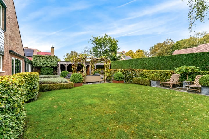 Foto 5 van Redoute 11