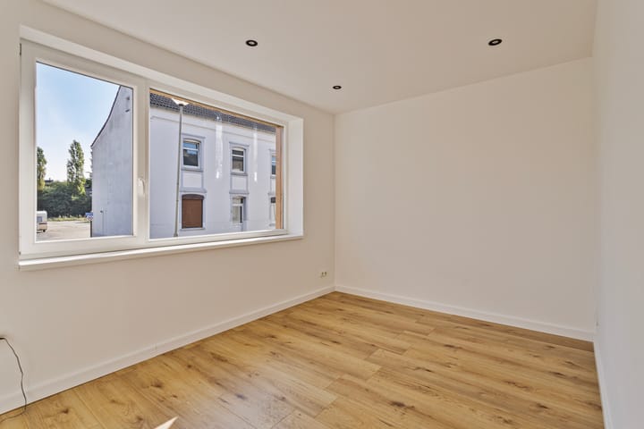 Foto 5 van Veeweg 11