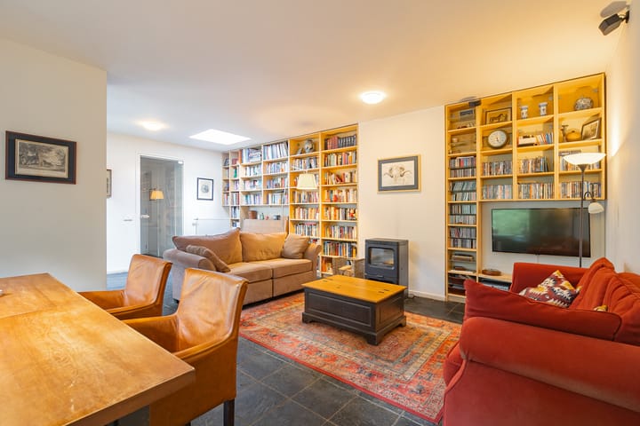 Photo 10 of Heukelstraat 39