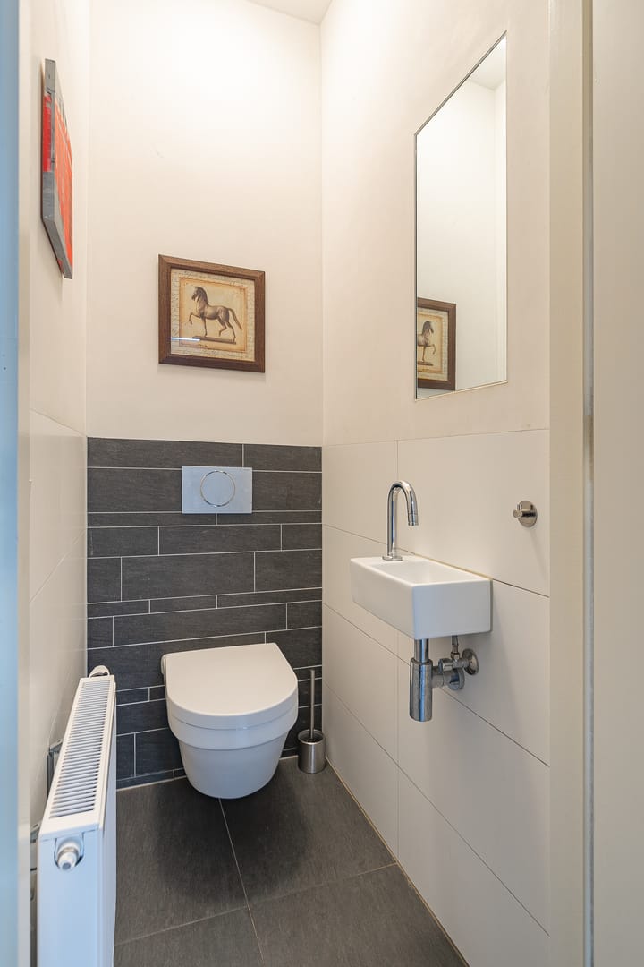 Photo 14 of Heukelstraat 39