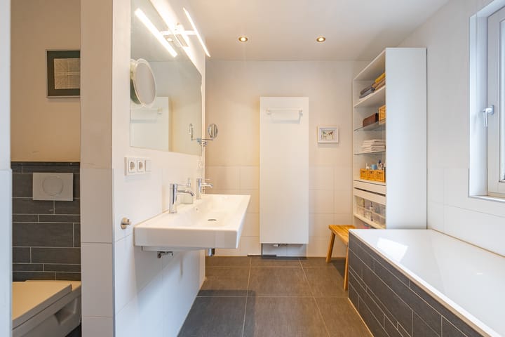 Photo 20 of Heukelstraat 39