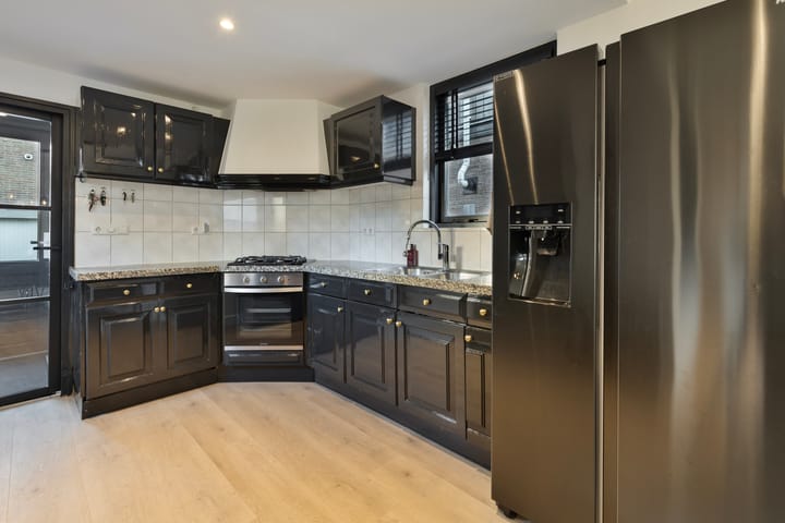 Foto 4 van Burgemeester Dekkerstraat 2