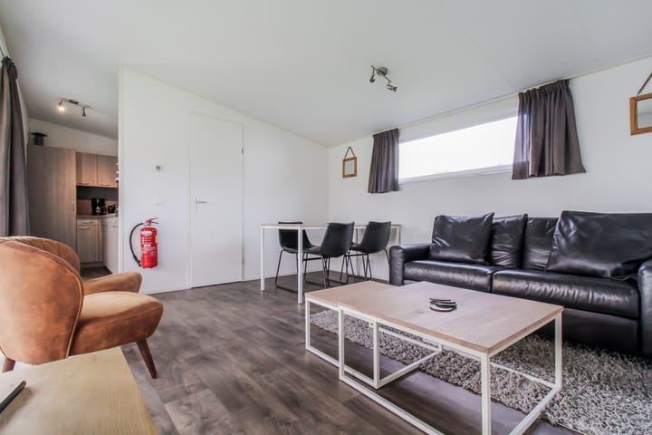 Foto 7 van Zuiderdijk 1-21