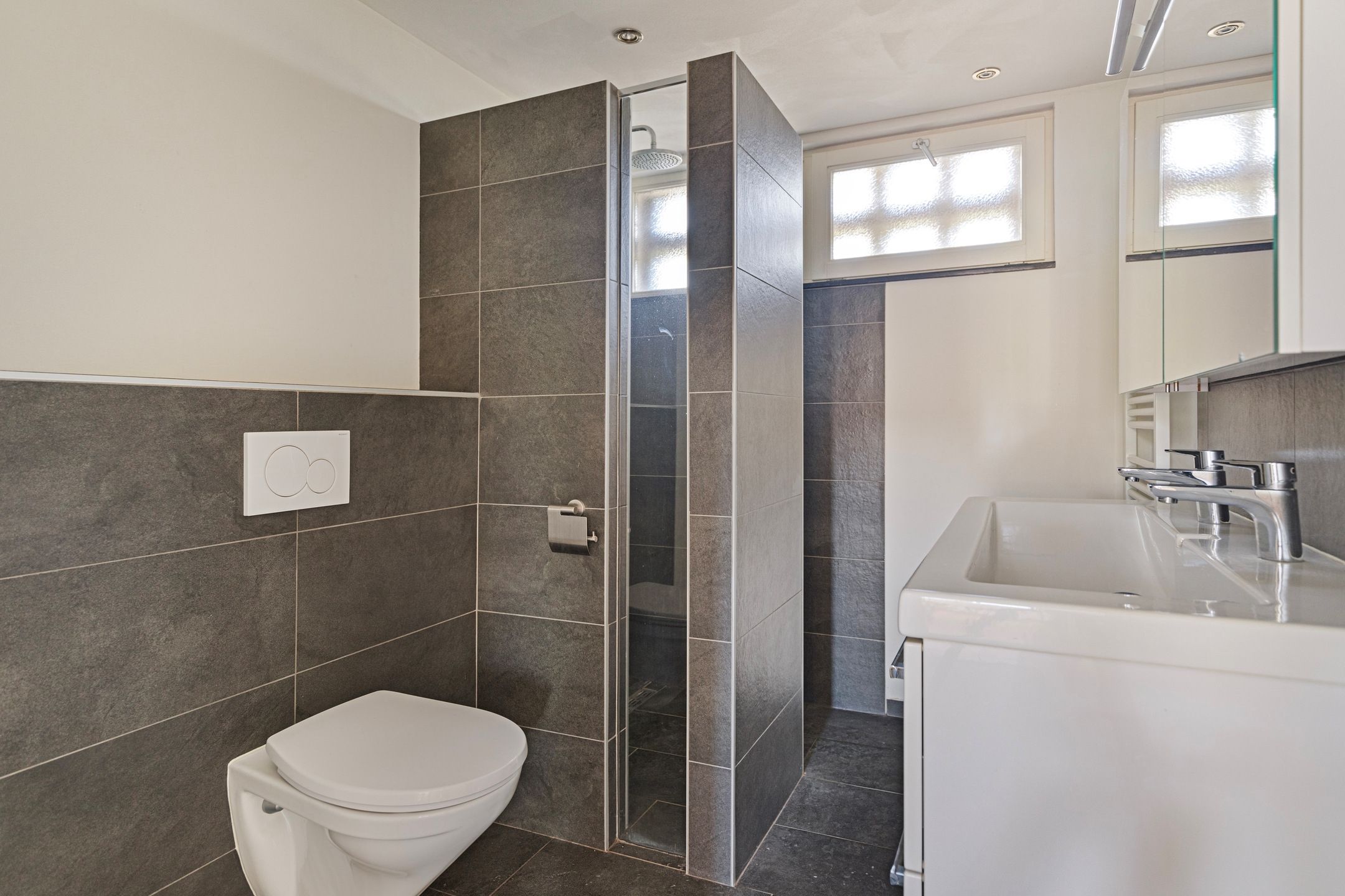 Foto 3 van Deken Baekersstraat 47