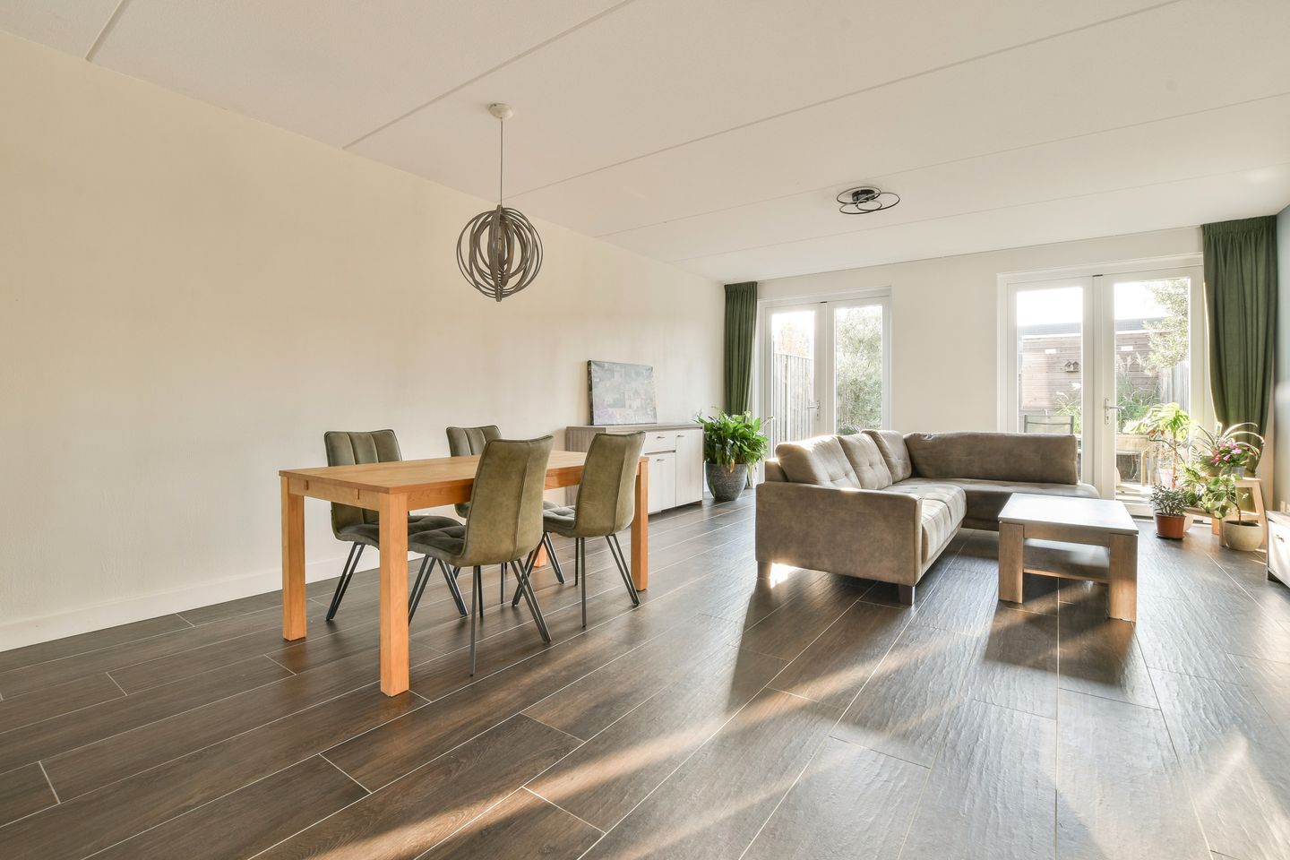 Foto 1 van Waterschaplaan 14