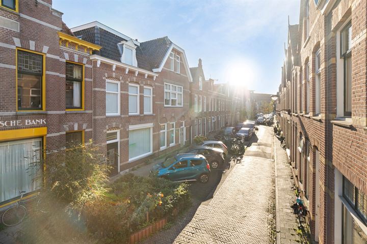 Bekijk foto 4 van Spoorstraat 34