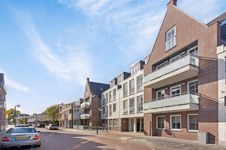 Bekijk foto 2 van Nieuwstraat 24-B