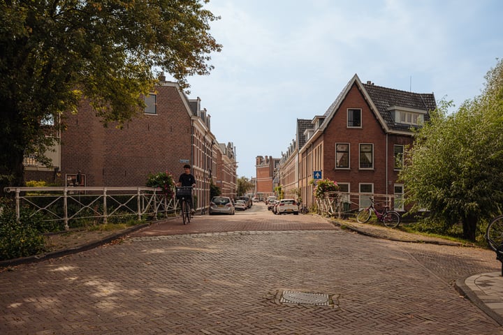 Bekijk foto 34 van Duvenvoordestraat 69-ZW