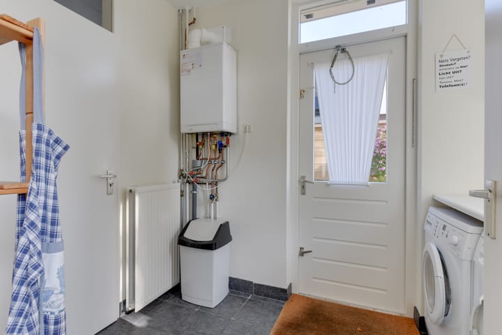 Photo 15 of Kamille 4