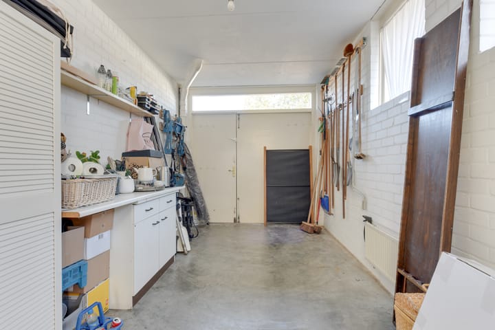 Photo 17 of Kamille 4