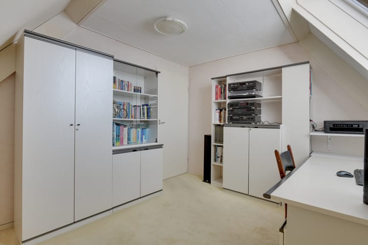 Photo 21 of Kamille 4