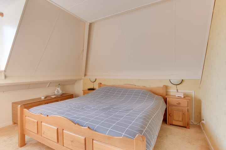 Photo 22 of Kamille 4