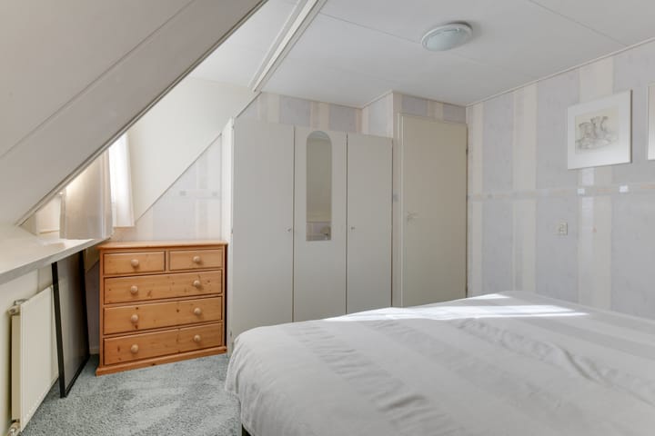 Photo 25 of Kamille 4