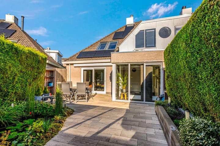 Foto 5 van James Grieve 11