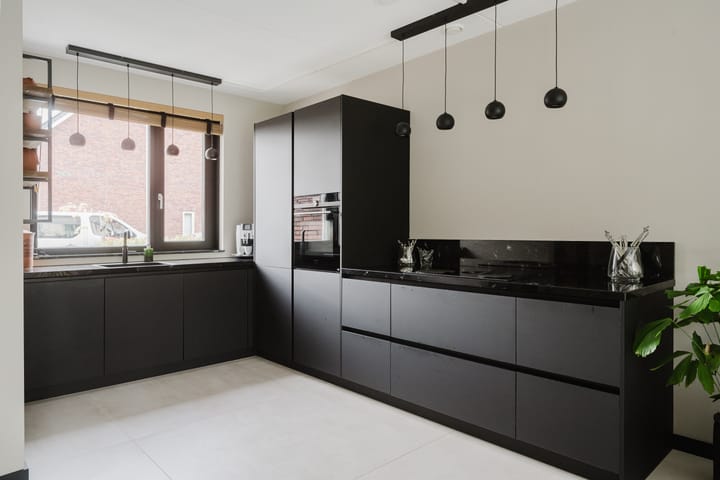 Foto 4 van Satellietstraat 12