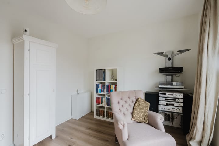 Foto 32 van Satellietstraat 12