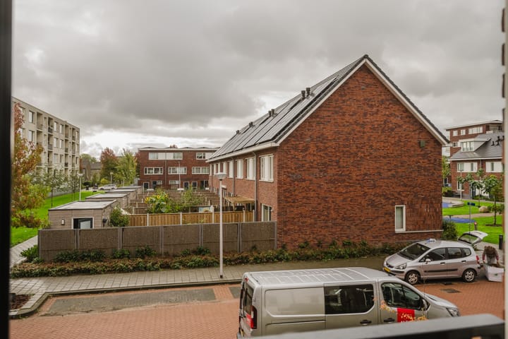 Foto 33 van Satellietstraat 12