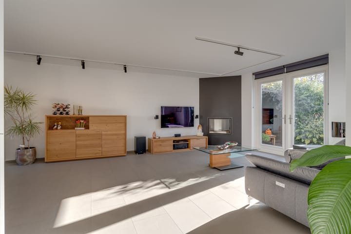 Foto 4 van Varenmos 10