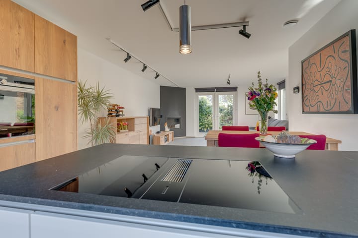 Foto 13 van Varenmos 10